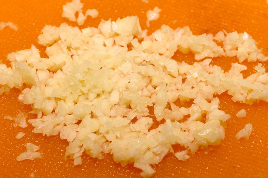 garlic to get rid of parasites
